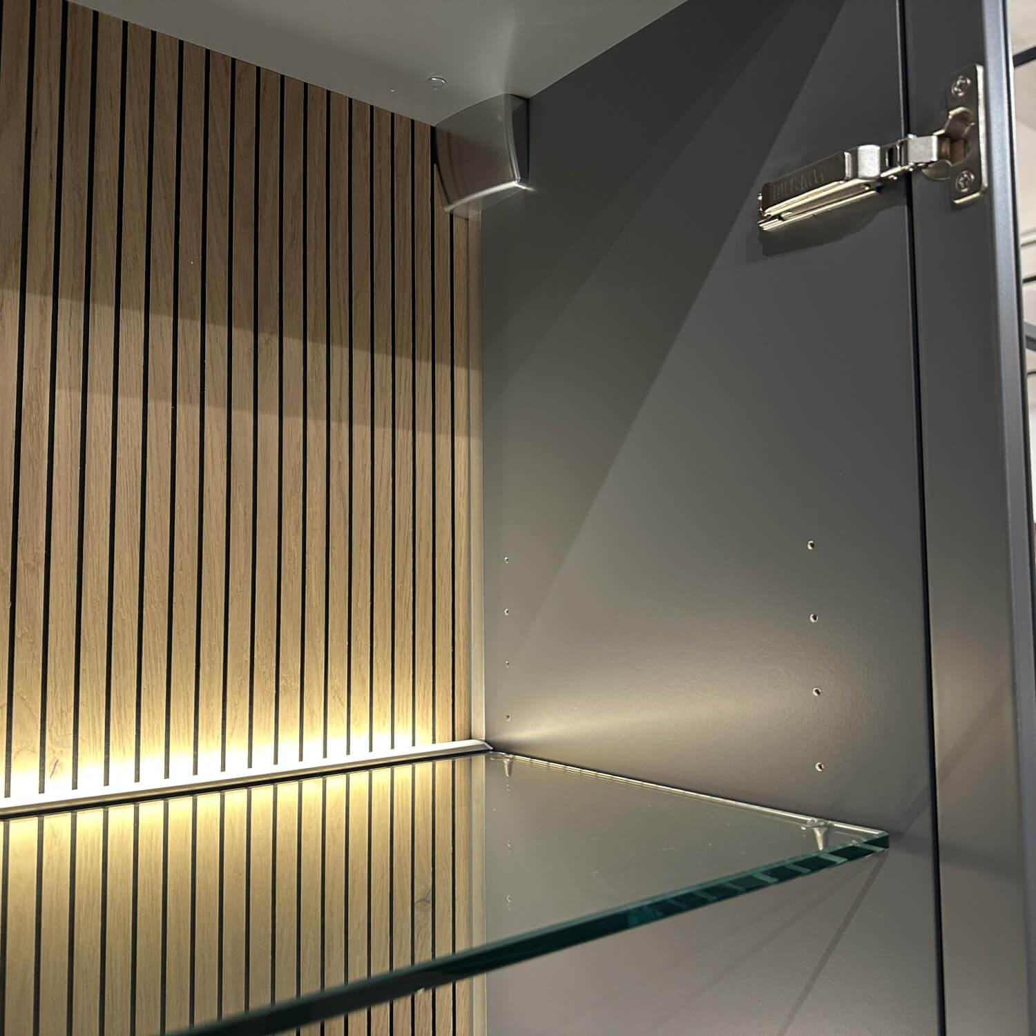 Rietberger Möbelwerke - Wohnwand Deviso Lack Schiefergrau Mit Glasböden Und Beleuchtung - 5