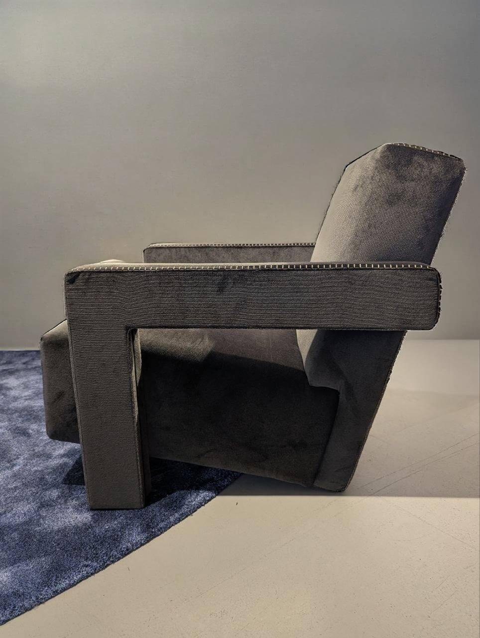 Cassina - 2er-Set Sessel Utrecht Stoff O Antrazit Osaka mit Knopflochstich - 4