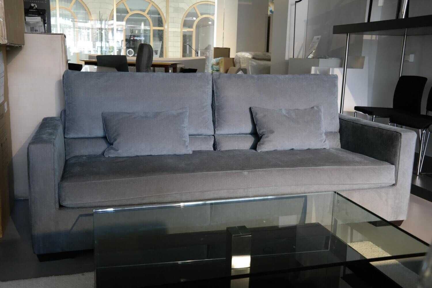 christine-kr-C3-B6ncke-sofa-gatsby-first-35-sitzer-1555-ginerva-graugr-C3-BCn-mit-kissen-2ce2c1cd71f4fhkkjjvaqqYmY Christine Kröncke - Sofa Gatsby First 3,5-Sitzer 1555 Ginerva Graugrün mit Kissen - 7