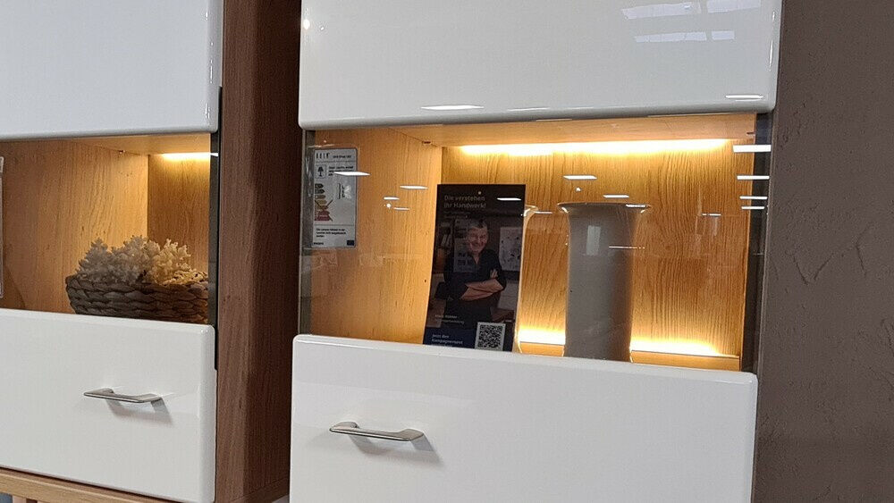 Stralsunder Möbelwerke - Wohnwand Multiplan Wildeiche Dekot Front Weiß Hochglanz - 4