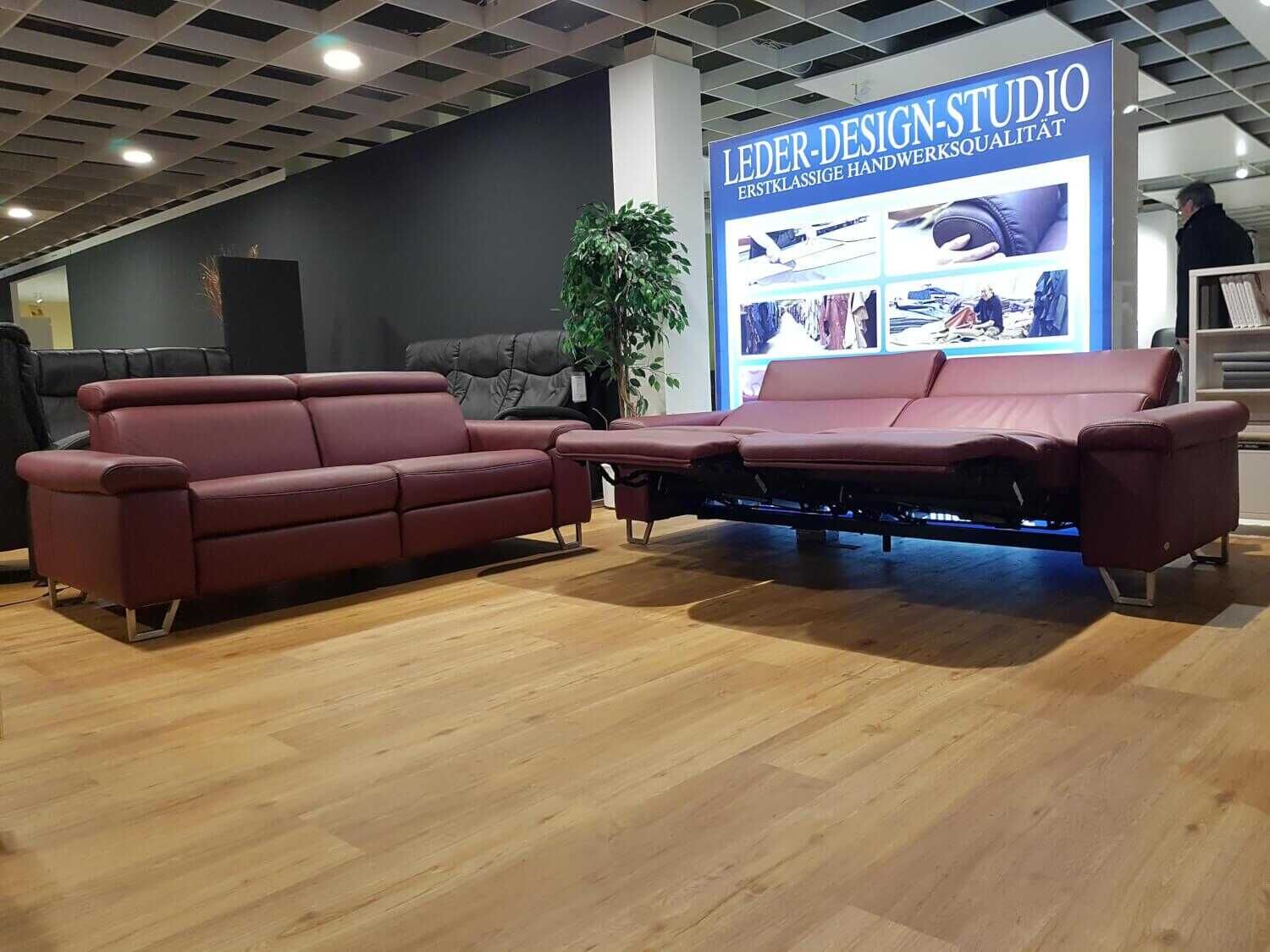 himolla-garnitur-1422-leder-longlife-rustika-24-oxblood-2-sofas-elektronische-verstellung-39a166ecd5c45da82b6e6663a himolla - Garnitur 1422 Leder Longlife-Rustika-24 Oxblood 2 Sofas elektronische Verstellung - 5