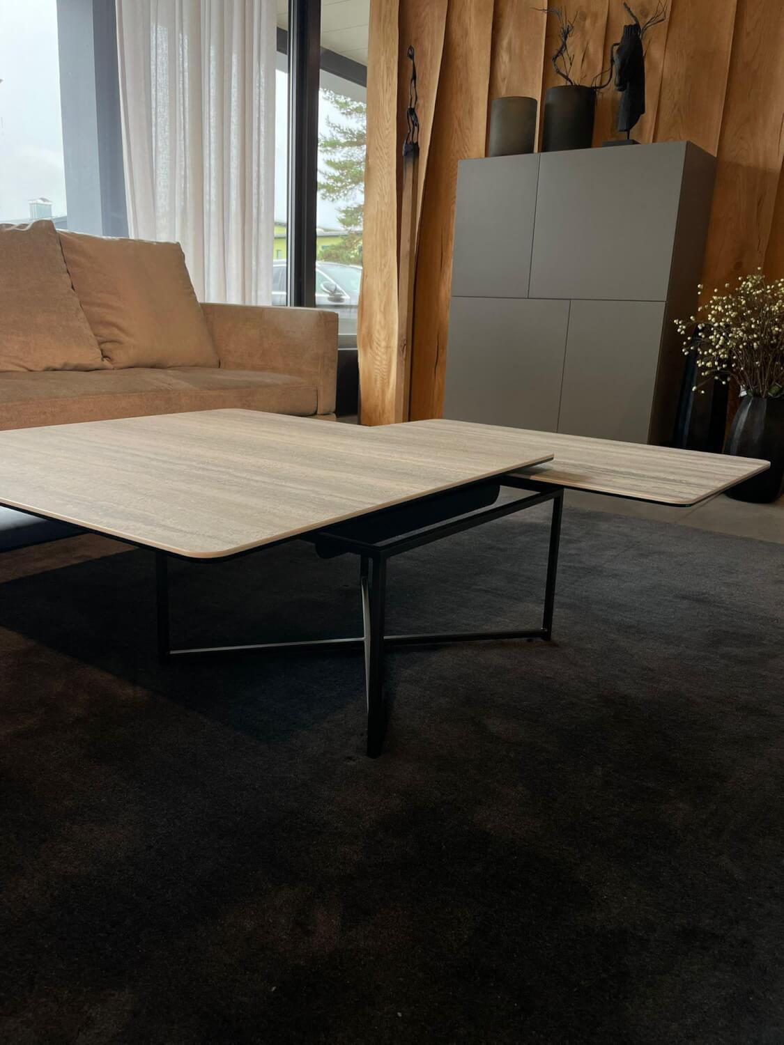 Contur - Couchtisch Cena Tischplatte Keramik Marble Gestell Metall Schwarz - 3