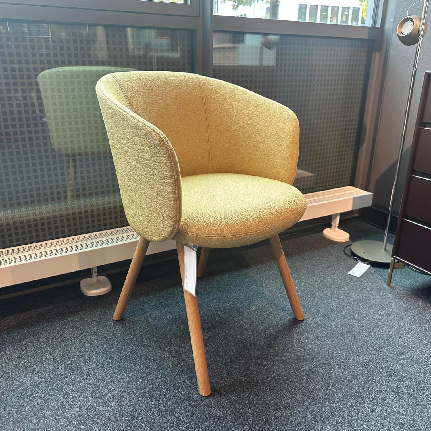 Vitra - Sessel Mikado Stoff Cento 03 Senf Gelb Füße Eiche Natur Lackiert Mit Filzgleitern - 3