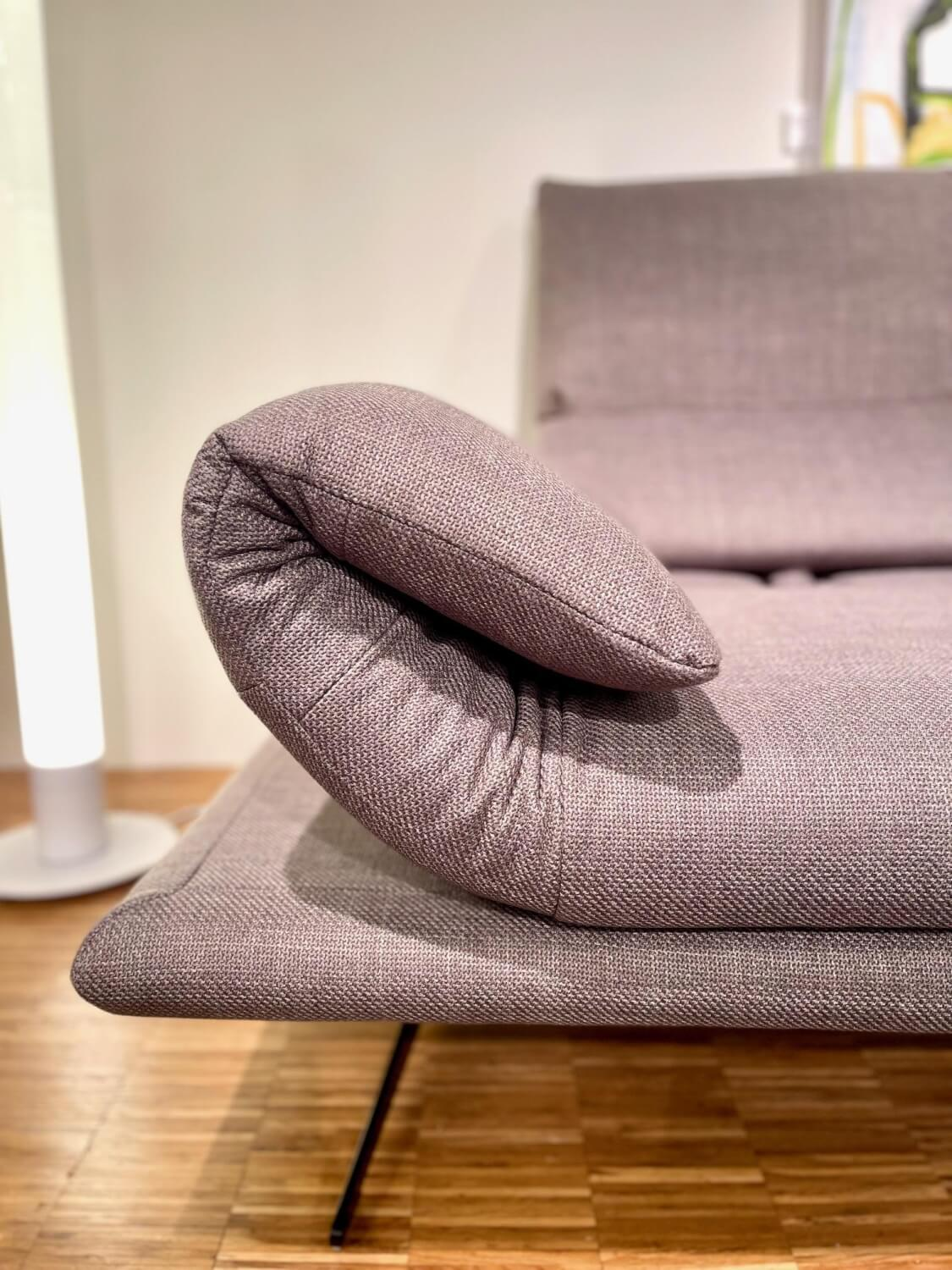 EMP - Ecksofa Fame Stoff Felina R Taupe Grau Kufe Mattschwarz Mit Sitztiefenverstellung - 5