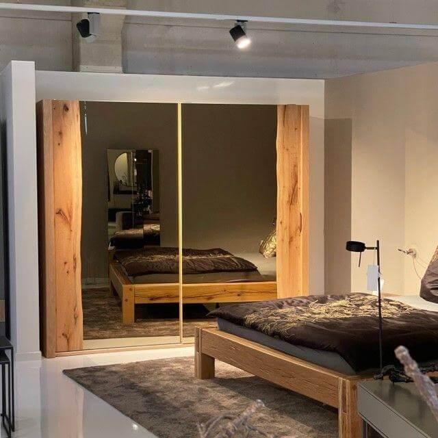 Schlafzimmer Bett Rocco Sumpfeiche 1 Kleiderschrank mit Spiegel Bronze 2 Nachtkonsolen Ohne Matratze Und Lattenrost