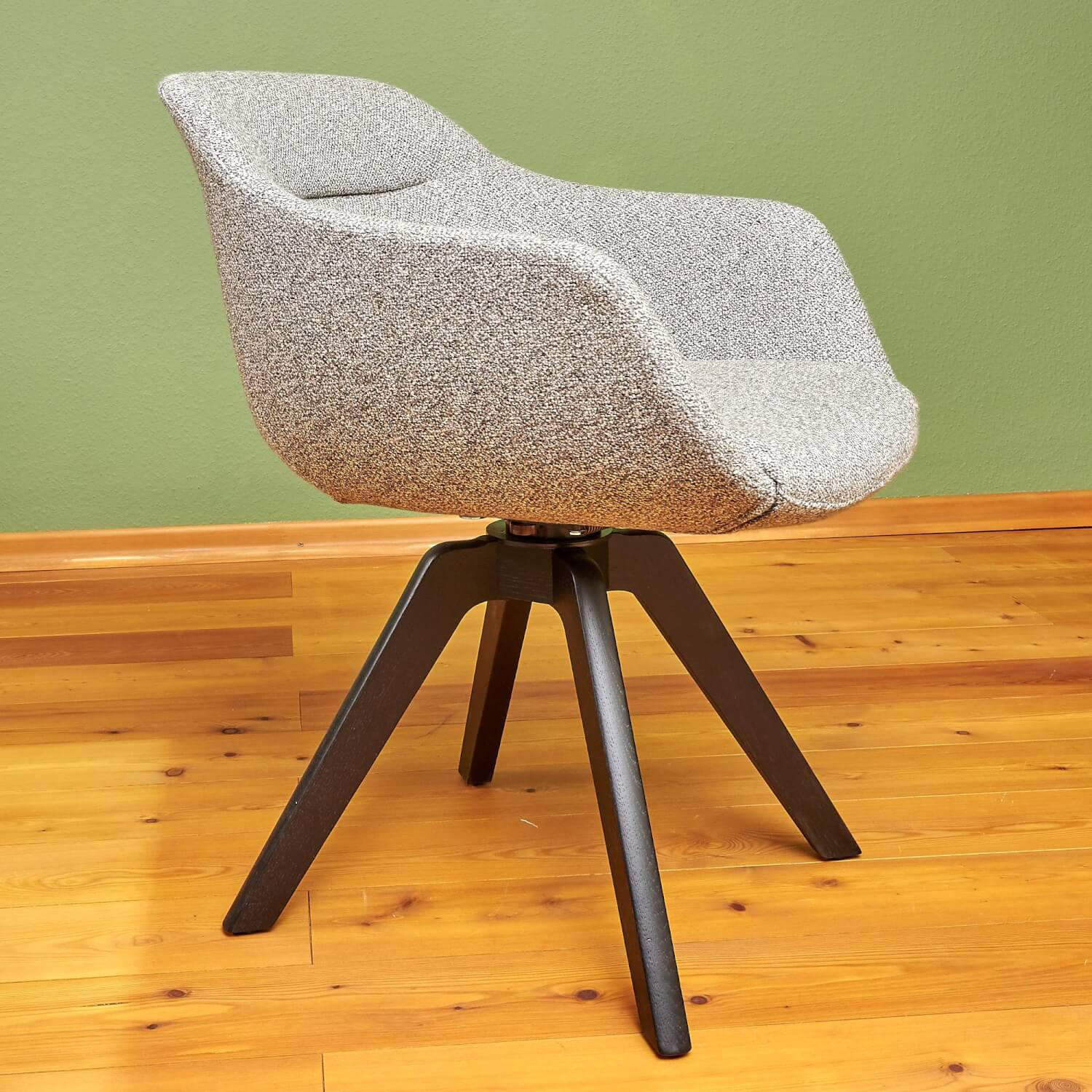 Bielefelder Werkstätten - Stuhl Cara Mit Armlehnen Stoff Mara BW 1763 383 Grau Gestell Eiche Schwarz Gebeizt - 9