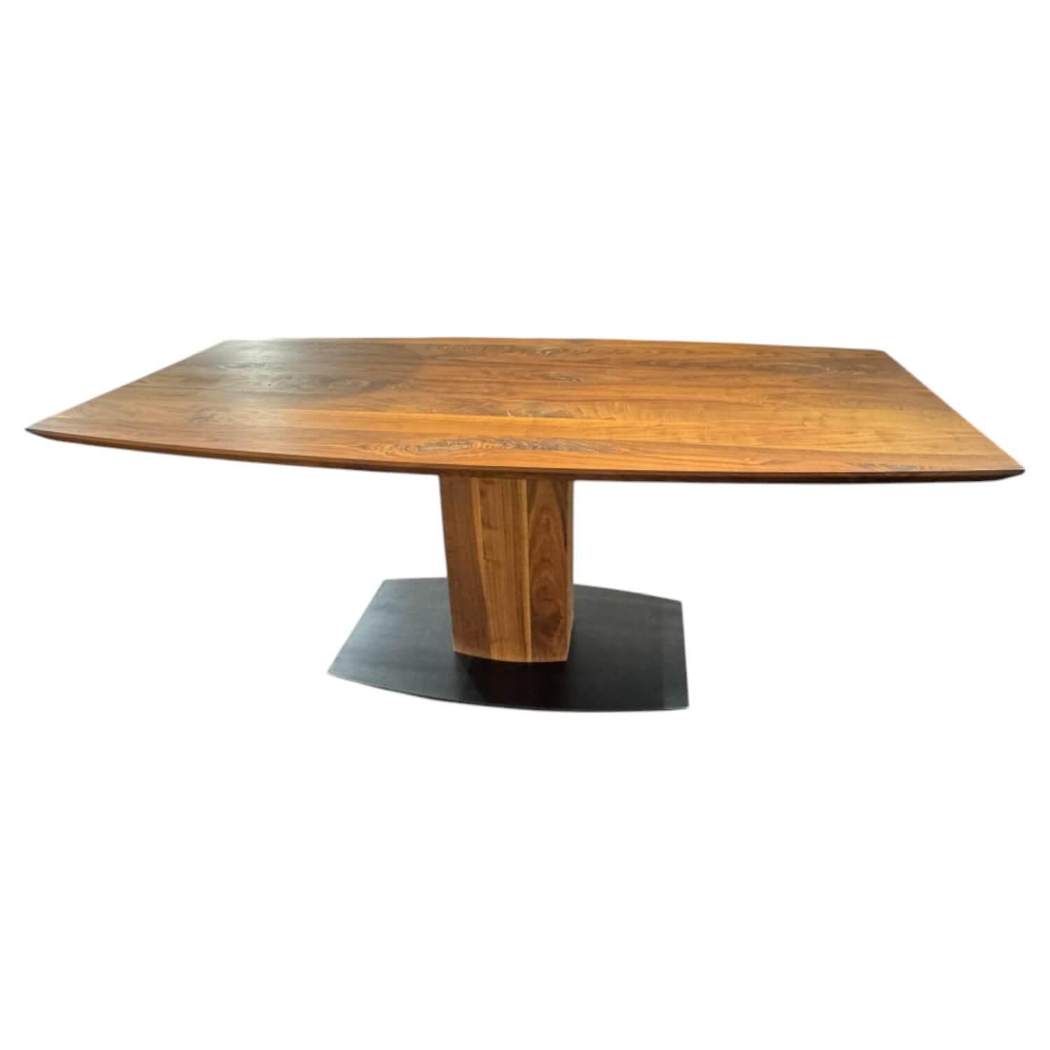 kf furniture - Esstisch 9000 Nussbaum Bootsform Fuß Aluminium Inletts Gewölbte Säule - 1