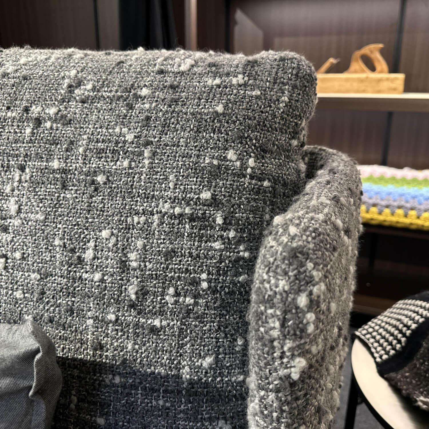Meridiani - Bett Kira Stoff Cardiff 02 Grau Füße Holz Schwarz Gebeizt ohne Lattenroste ohne Matratzen - 6