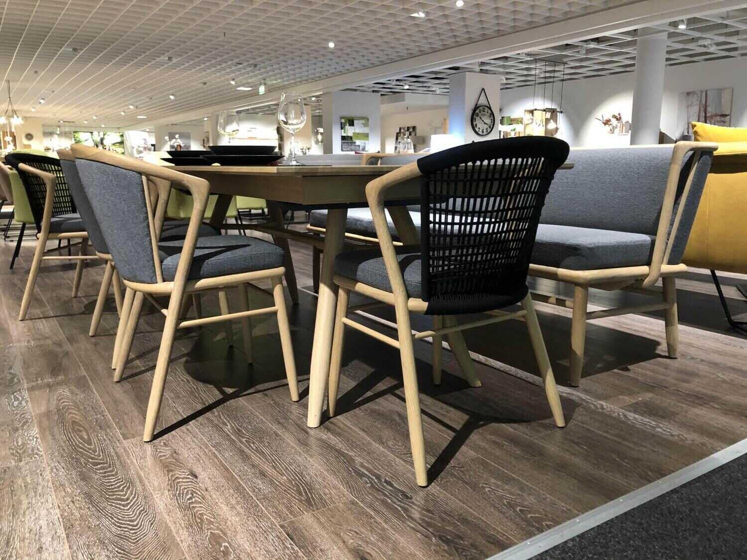 Voglauer - Essgruppe V-Aura Living Esstisch Eiche Select Geölt mit Bank und 4 Stühlen - 2