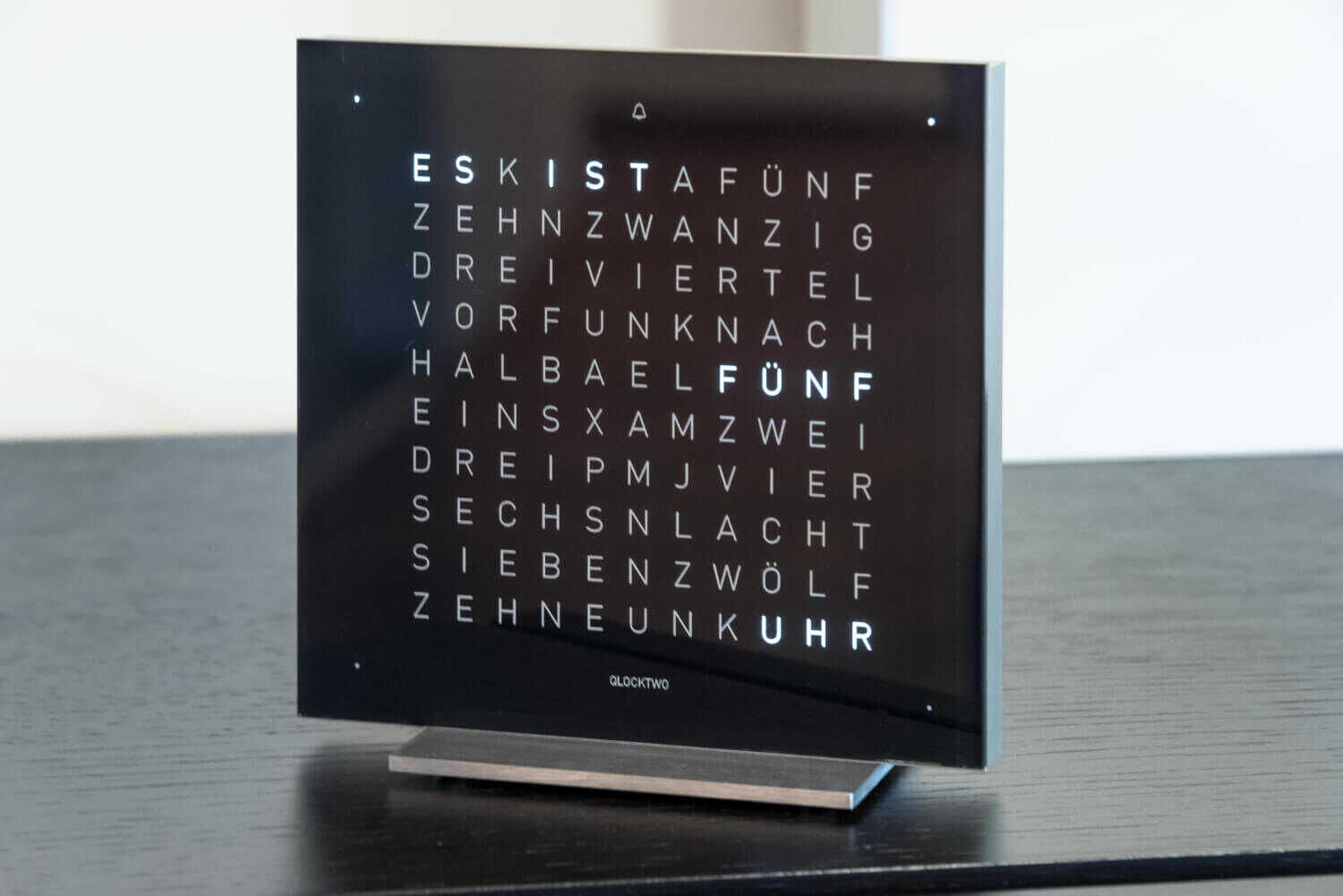 Biegert & Funk - Tischuhr Clocktwo Touch Schwarz 13,5 cm - 3