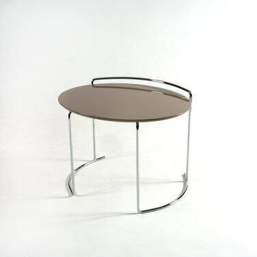 Cassina - Beistelltisch Djuna Platte Glänzend Lackiert Comfort Gestell Verchromt - 2