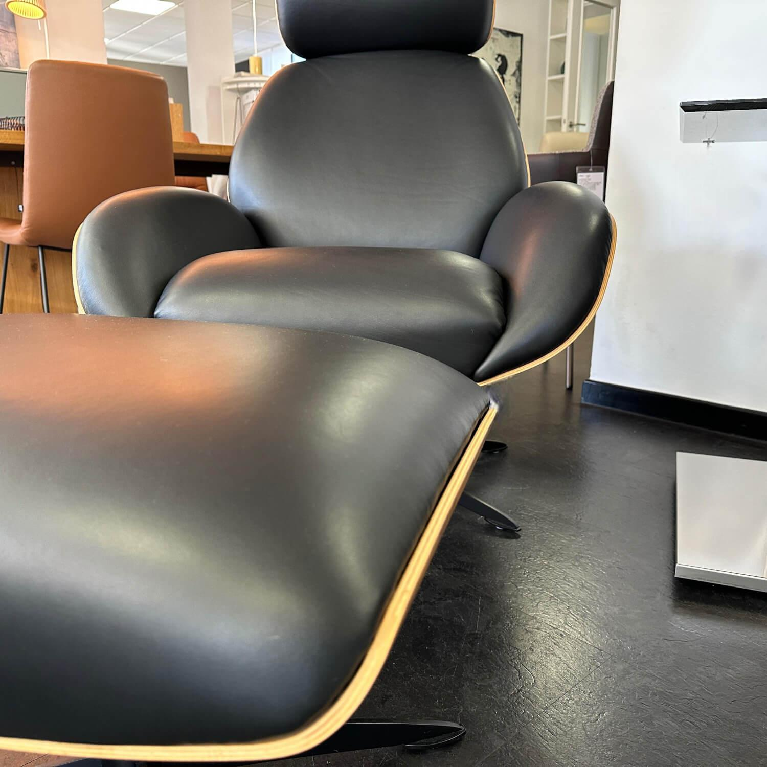 IP Design - Sessel Trinity Leder Space Black Schwarz Schale Nussbaum Geölt Sternfuß Metall Matt Schwarz Inklusive Hocker - 6