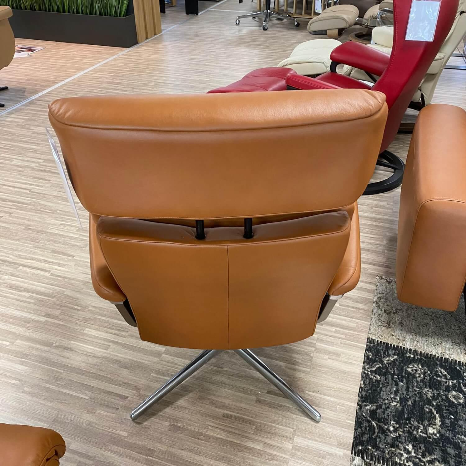 Stressless - Stressless Sessel mit Hocker Erik M Leder Paloma New Cognac Cross Alu - 4