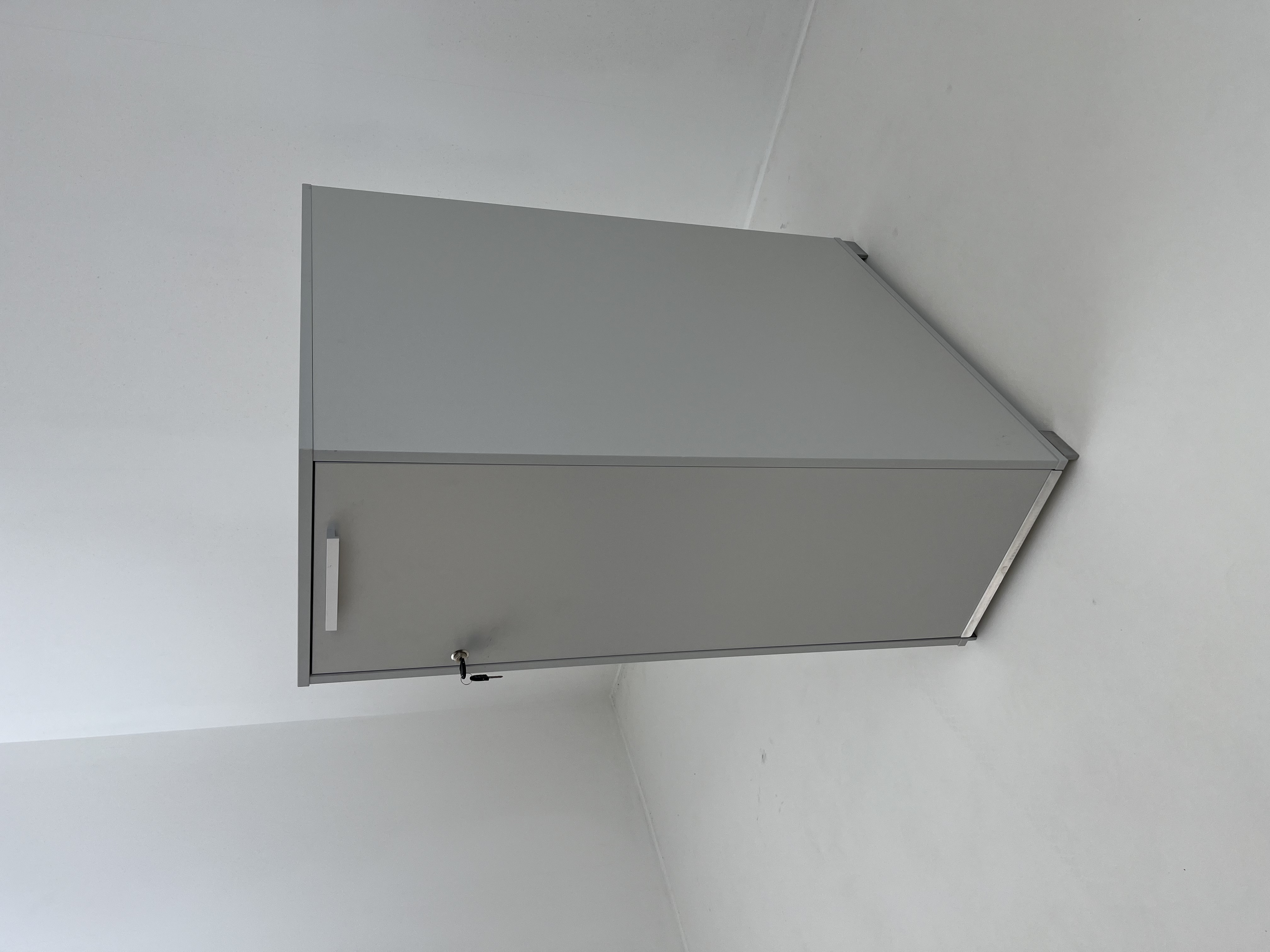 Holmris - Apothekerschrank Urban Tower 3 OH HPL Holzverbundstoff Platinum Gray U777 Grau  - 5