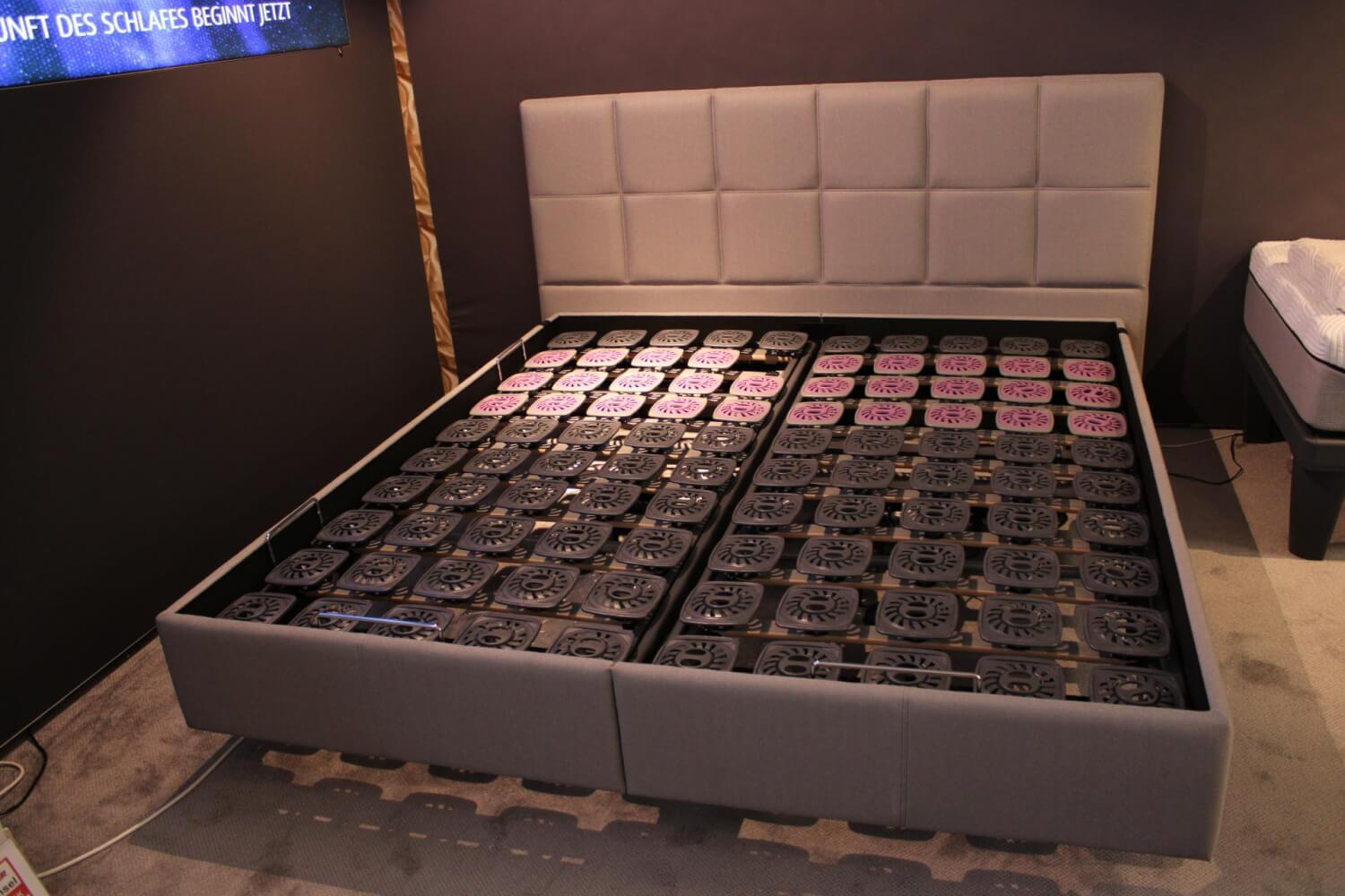 Tempur - Bett Relax 180x200 Stoff Ash Grau mit Lattenrost und 2 Matratzen - 6