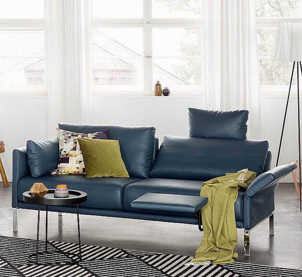 Sofa Cara Leder 36.415 Ozeanblau Zweisitzer mit verstellbaren Seitenteilen und Rücken