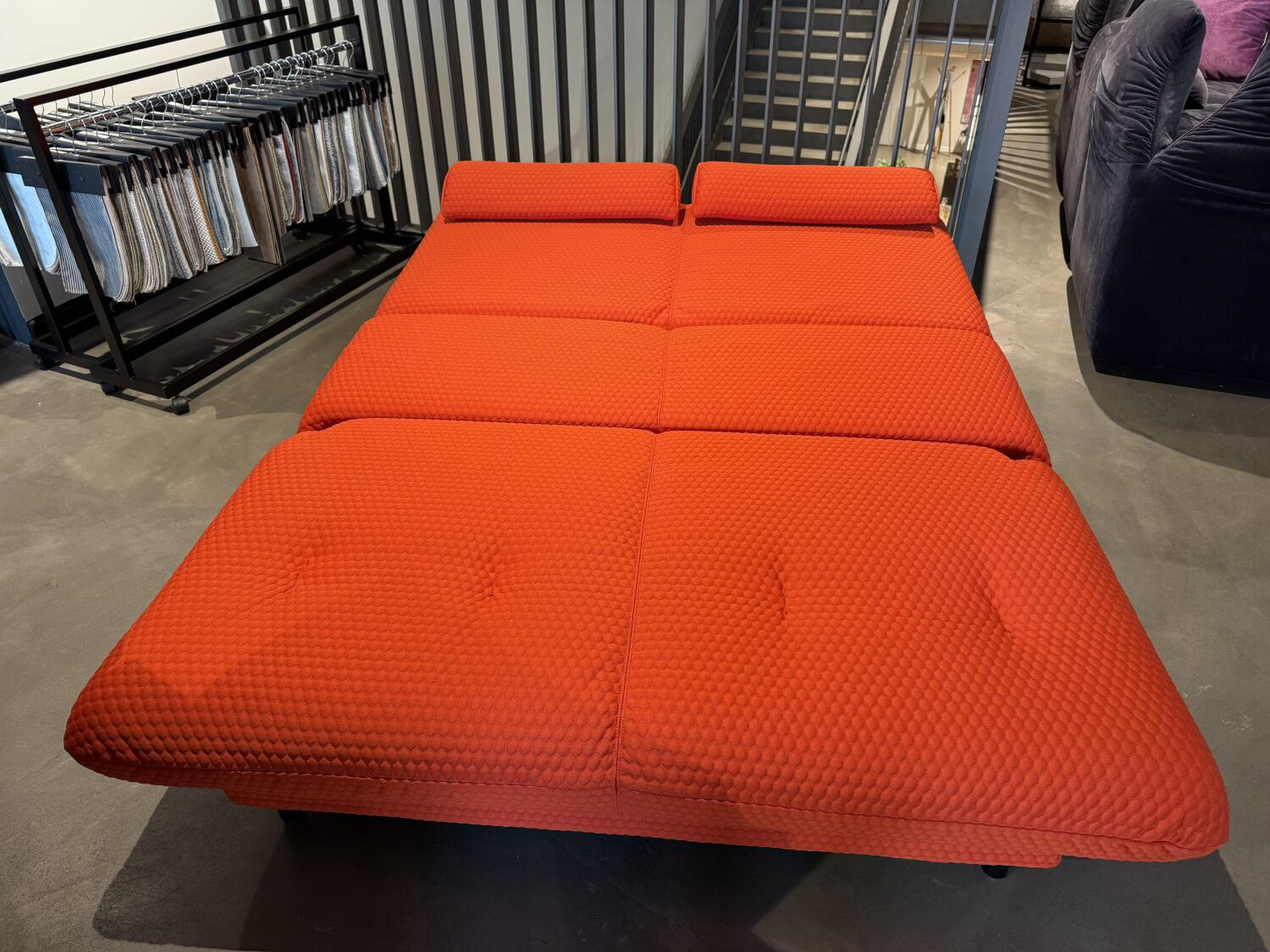 Brühl - Schlafsofa Quint Stoff 36 Orange mit 2 Kissen - 5