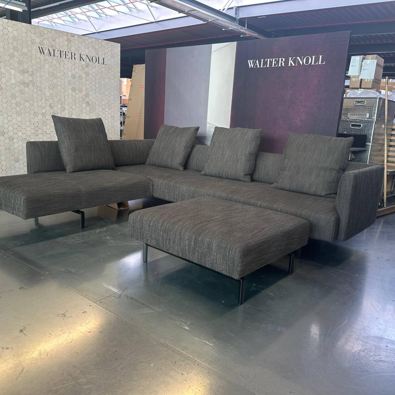 Walter Knoll - Ecksofa Muud Stoff Bogar 7830 Nightshade Grau Kufen Metall Matt Schwarz Pulverbeschichtet Mit Hocker - 7