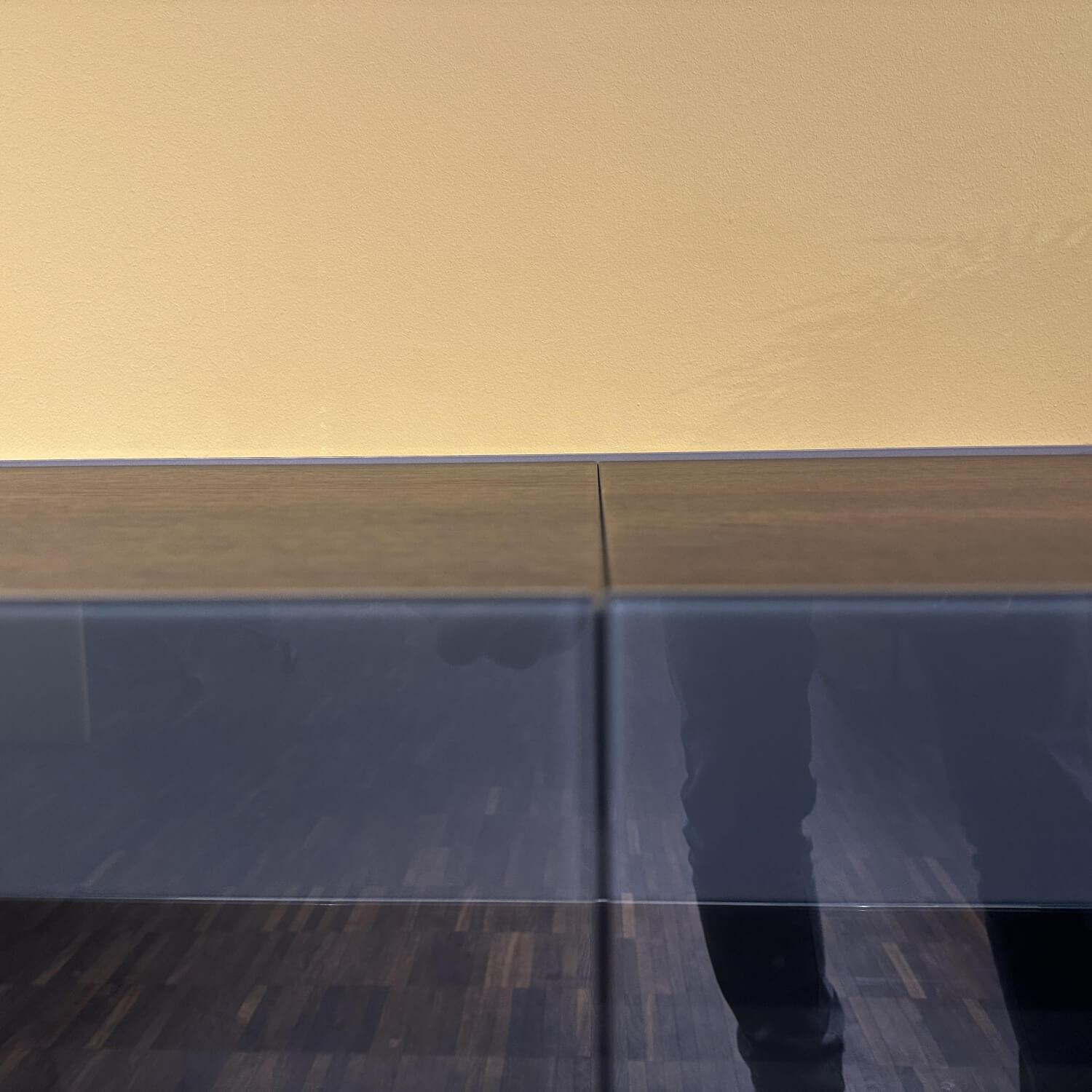 Interlübke - Hanging sideboard Cubus Light lacquer M10 bronze metallic gray Including showcase lighting - 5