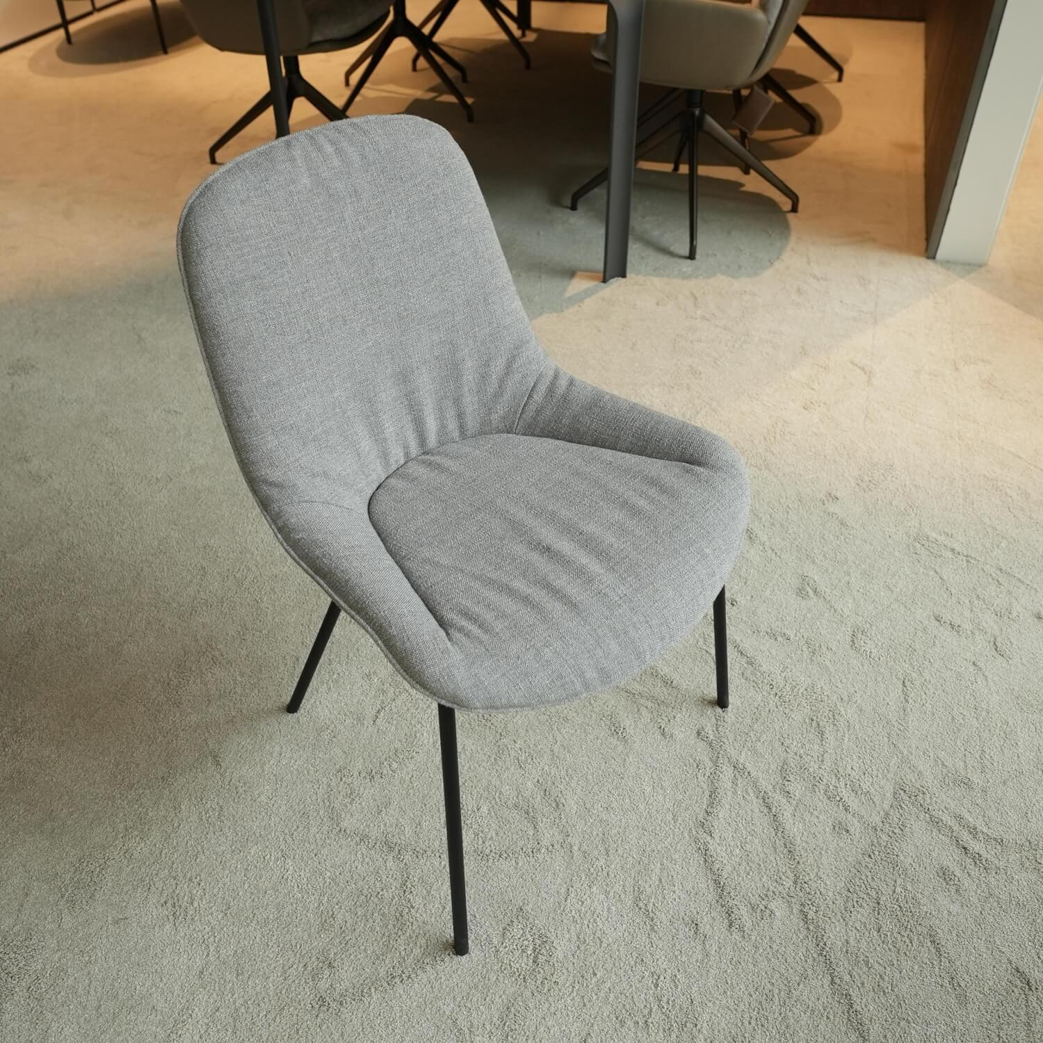 Walter Knoll - 2er Set Stuhl Sheru Stoff Gaia 7891 Platin Grau 4 Bein Untergestell Matt Pulverbeschichtet Schwarz - 4