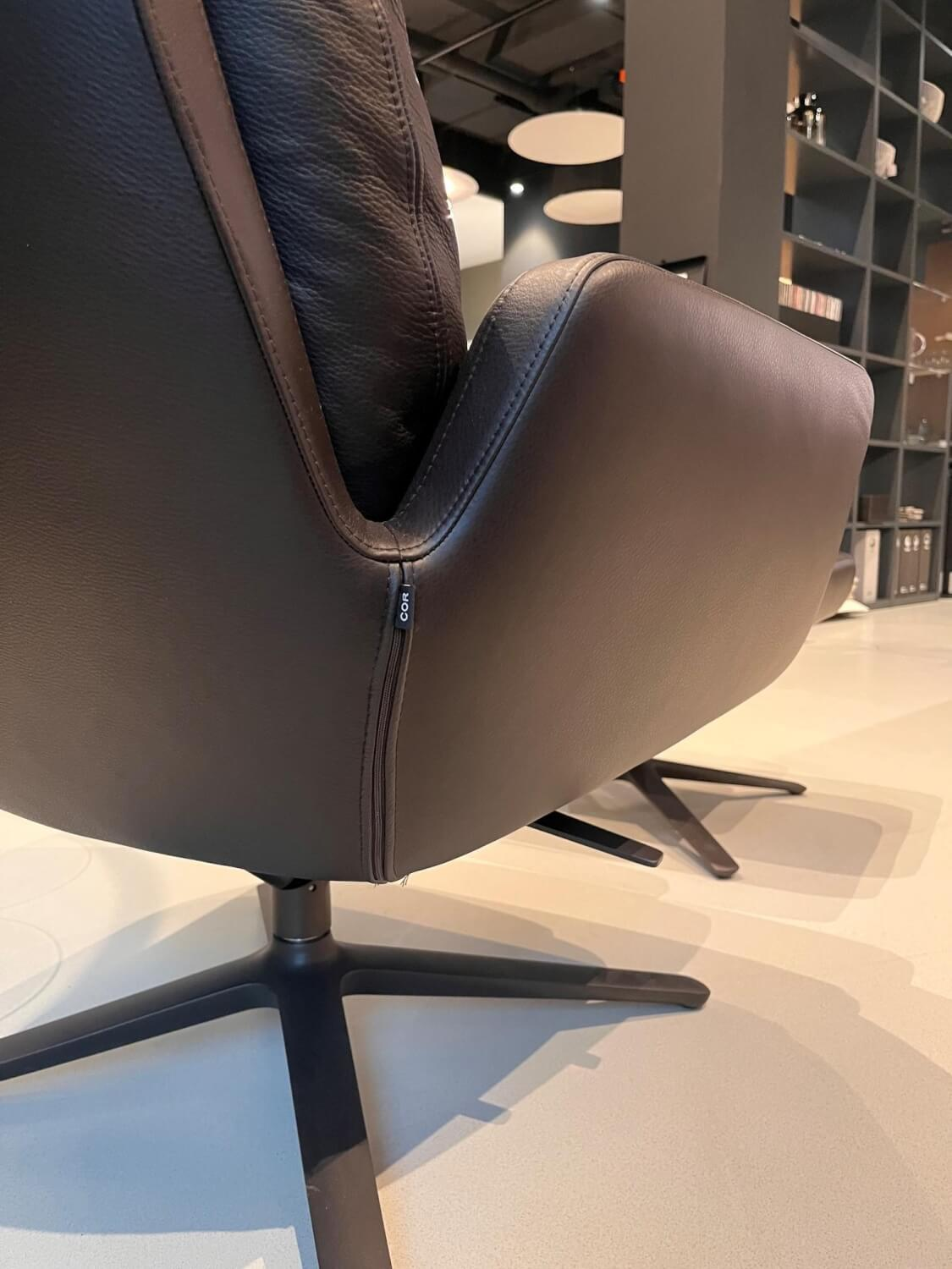 COR - Sessel Cordia Leder 284 Mocca Braun mit Hocker - 4