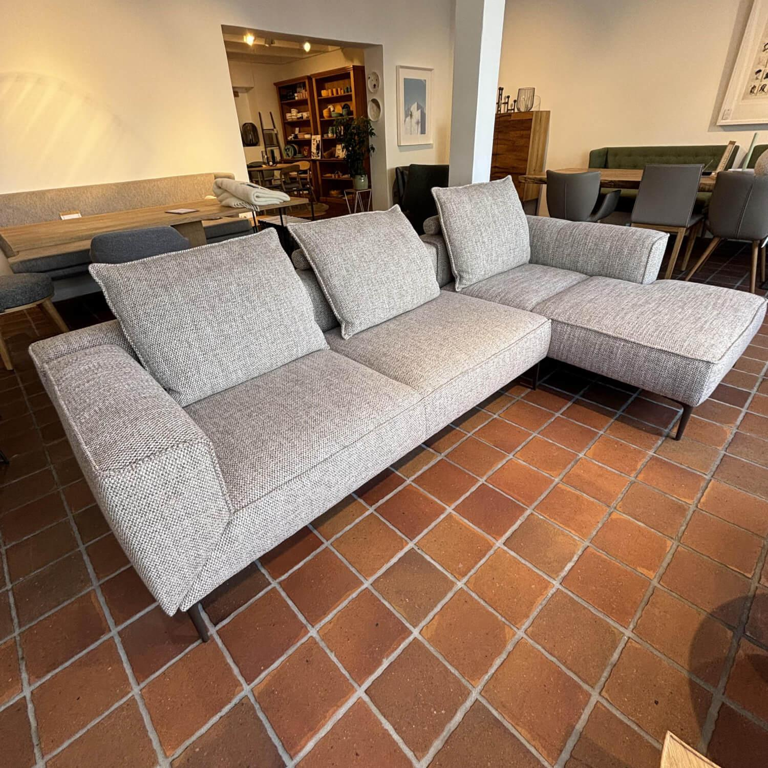 Jori - Ecksofa Longueville Landscape Stoff Mamaye C Beige Braun Gestell Bronze Matt Pulverbeschichtet - 5