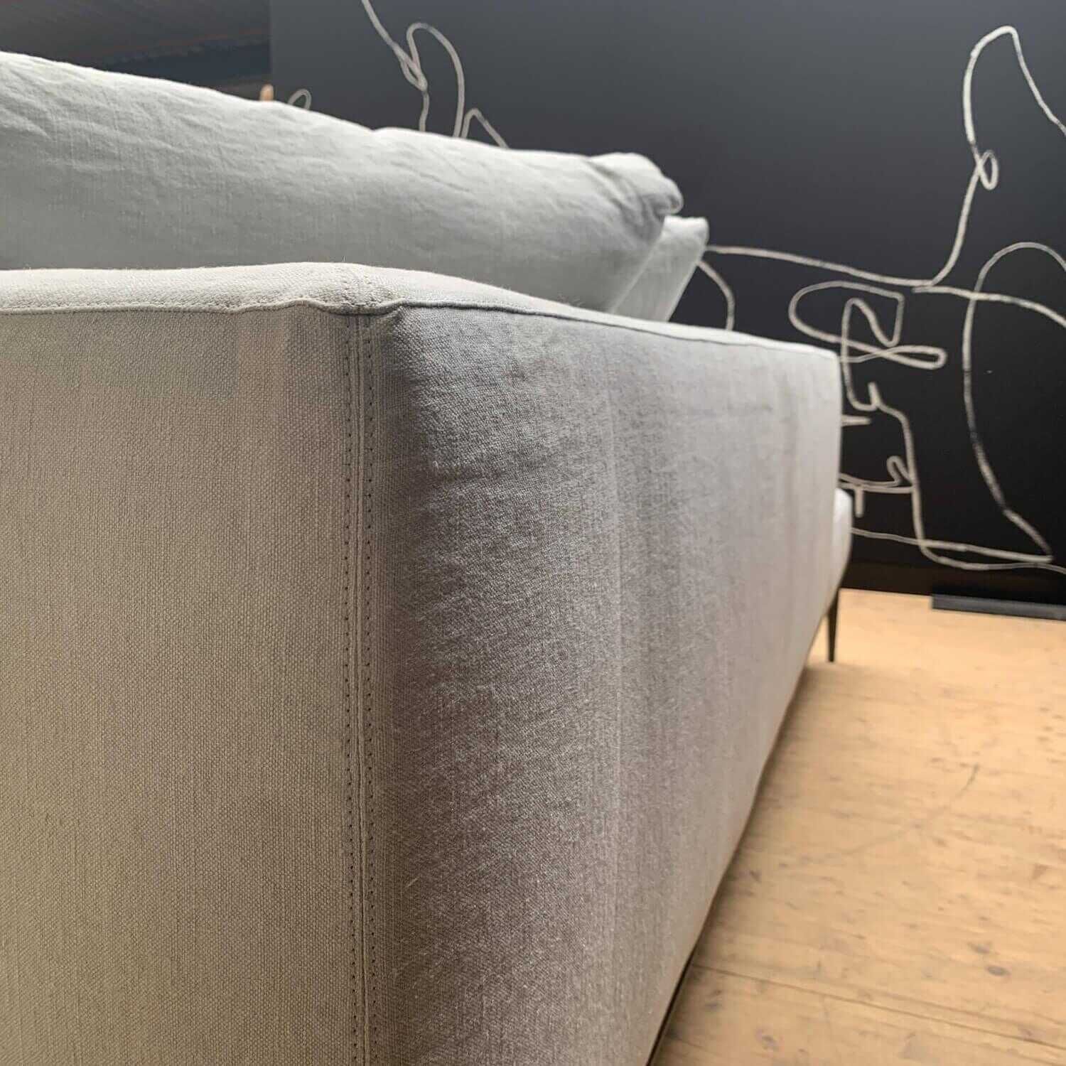 Walter Knoll - Sofa Jaan Living Stoff Lino 7707 Shadow Füße Matt Bronze Pulverbeschichtet - 6