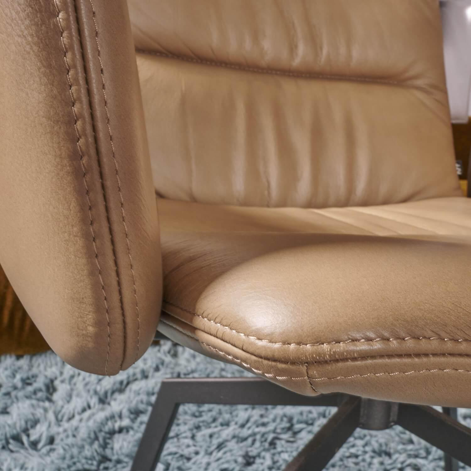 KFF - Armlehnstuhl Arva Light Bezug Leder Dakota Stone Beige 4-Fuß-Stern-Drehgestell Struktur Schwarz M02 - 11