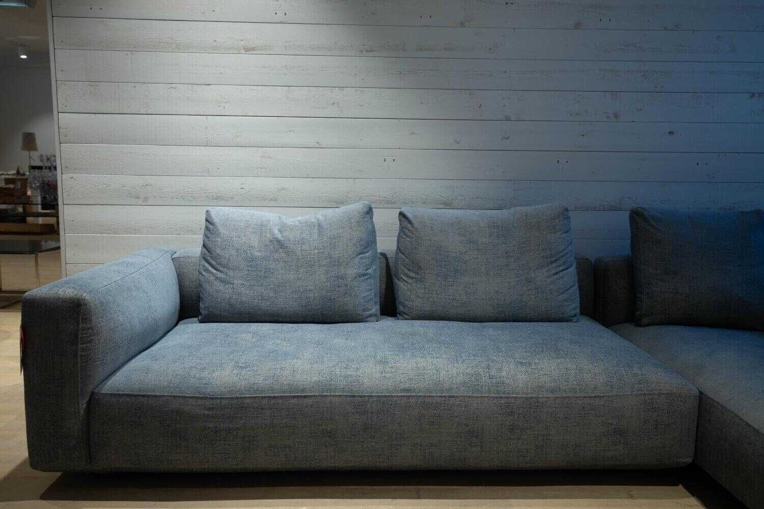 Zanotta - Ecksofa Pianoalto 2-teilig Stoff Tatto-Lavanda Blau mit 3 Kissen - 5