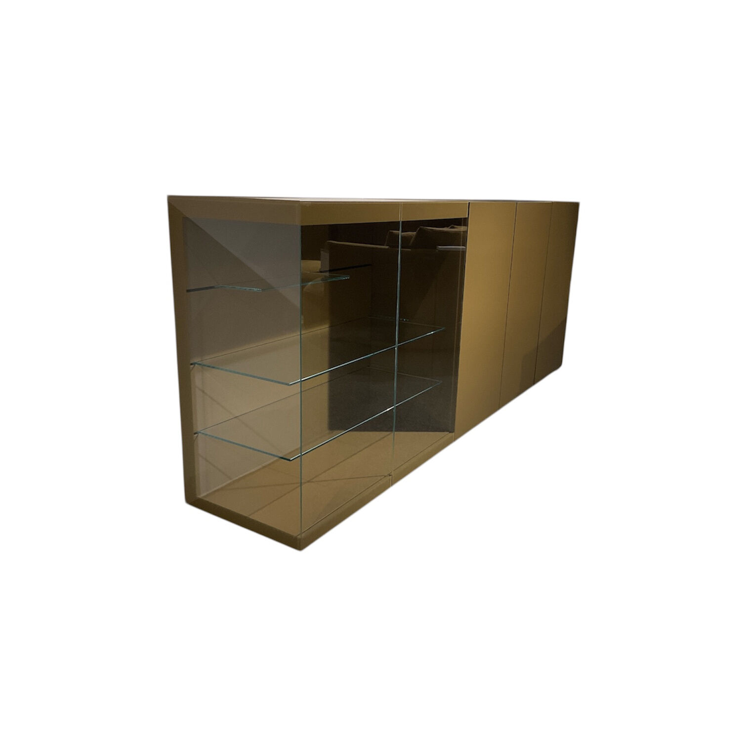 97d729a80431727b4ccb7061308f863971bff5d7_MF_0022061_001_mf_prop_image4_Sideboard_mit_Vitrine_Just_Cube_Light_in_Lack_Kardamon_matt_mit_B
