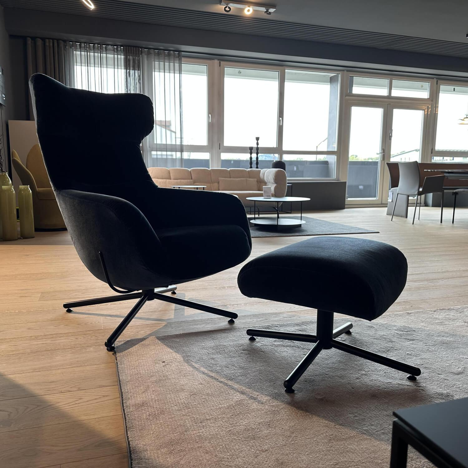 Brühl - Hochlehnsessel Victor Stoff 4473 69 Dunkelblau Kreuzfuß Schwarz Inklusive Hocker - 7