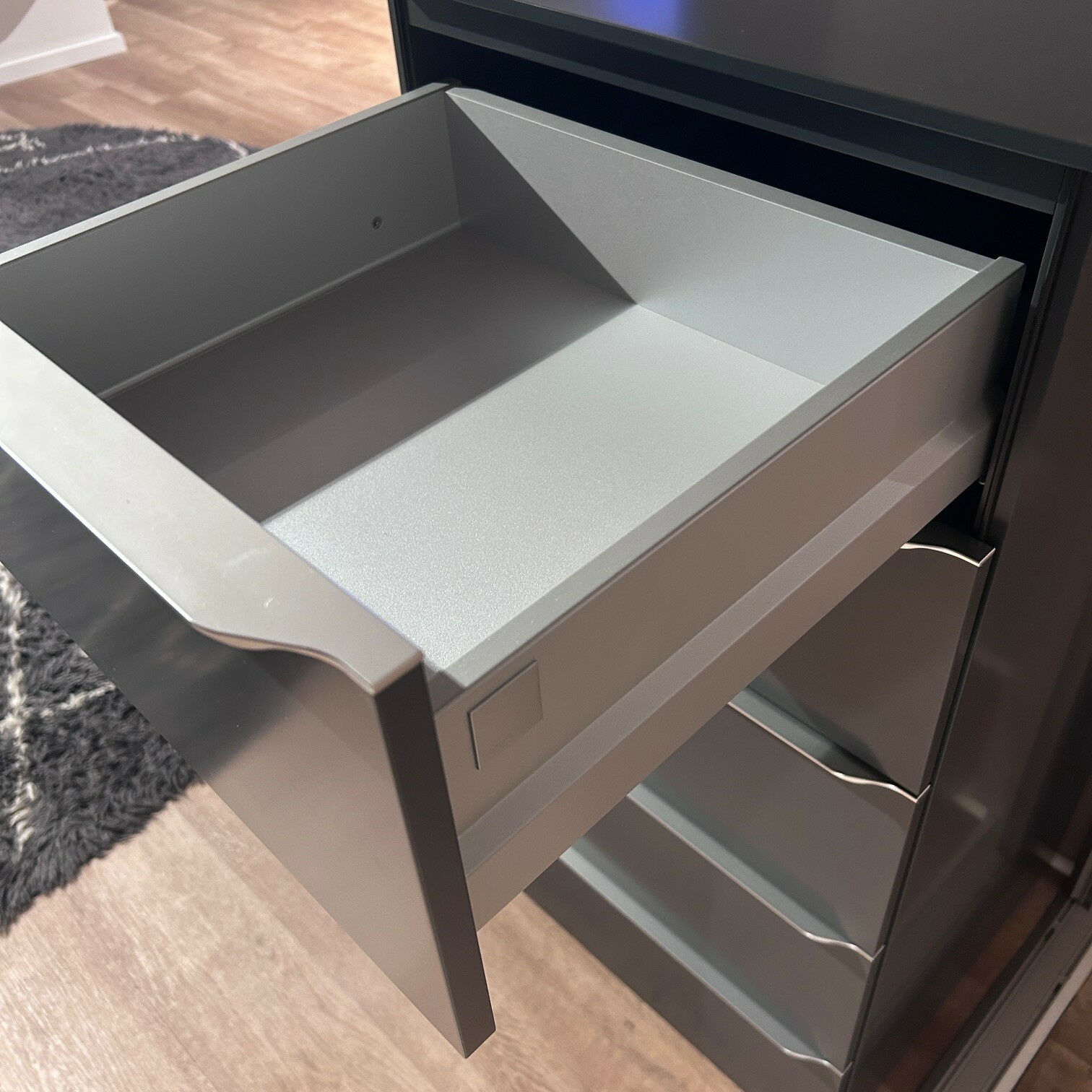 Interlübke - Schubkastenkommode Change Lack M21 Anthrazit Griff Alufarbig Glänzend - 3