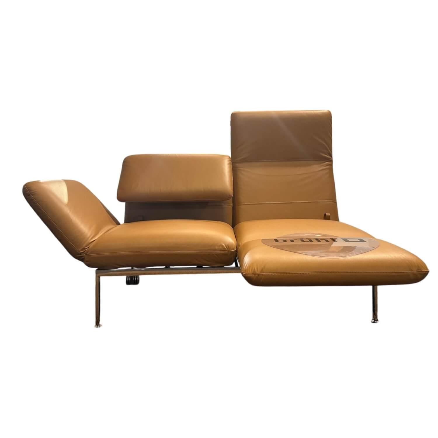 Brühl - Sofa Roro Small Classic Leder Lama 5669 45 Beige Braun Gestell Metall Verchromt Mit Klappbaren Armlehnen - 1