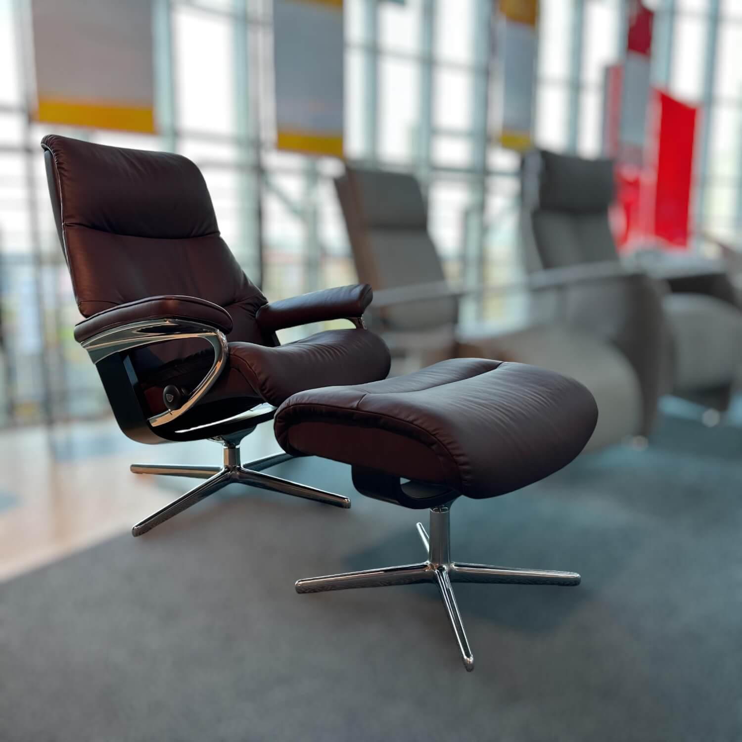 Stressless - Sessel View M Leder Paloma 54 Bordeaux Rot Gestell Cross Holz Schwarz Aluminium Poliert Inklusive Hocker - 4