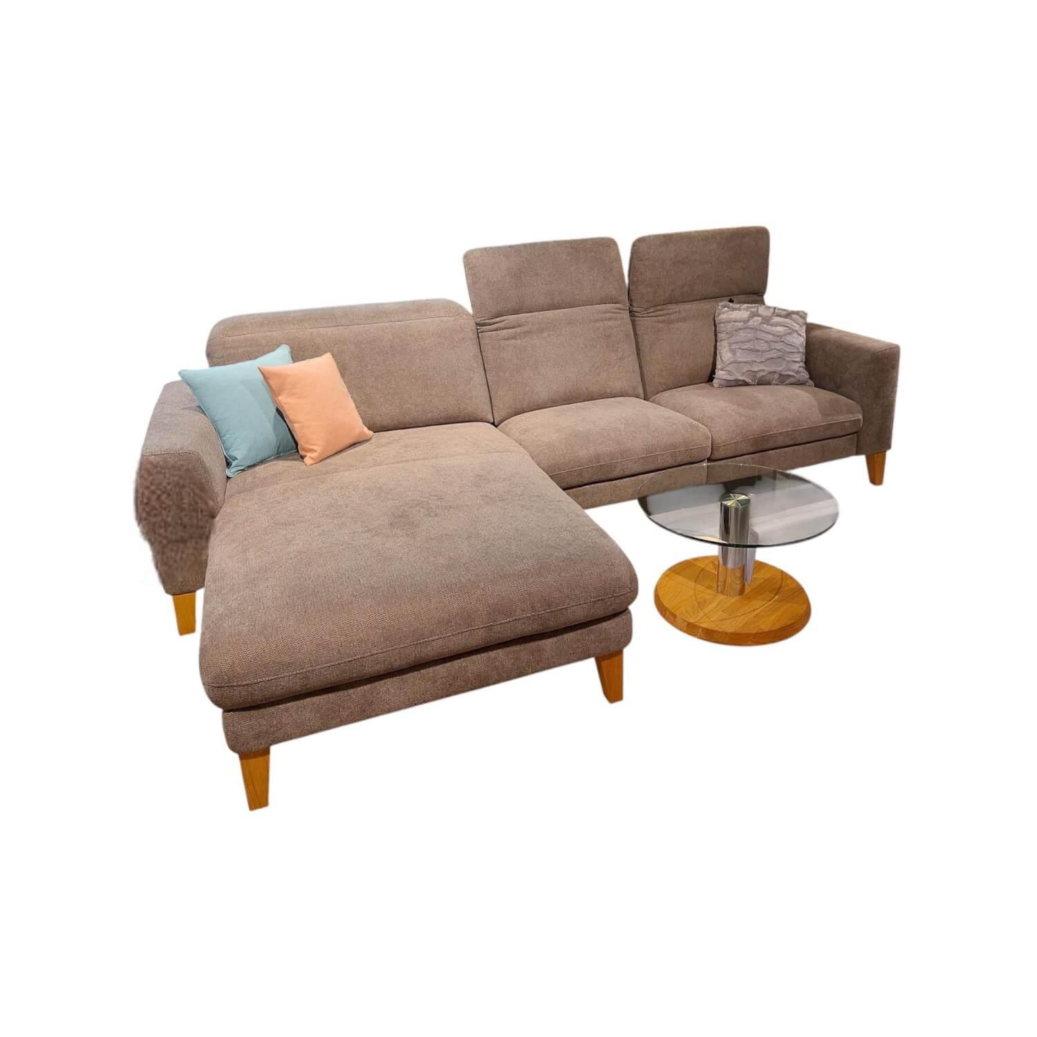 Global - Ecksofa Alegria Plus Stoff Mileto 10 Liver Grau Braun Fuß Eiche Geölt - 1