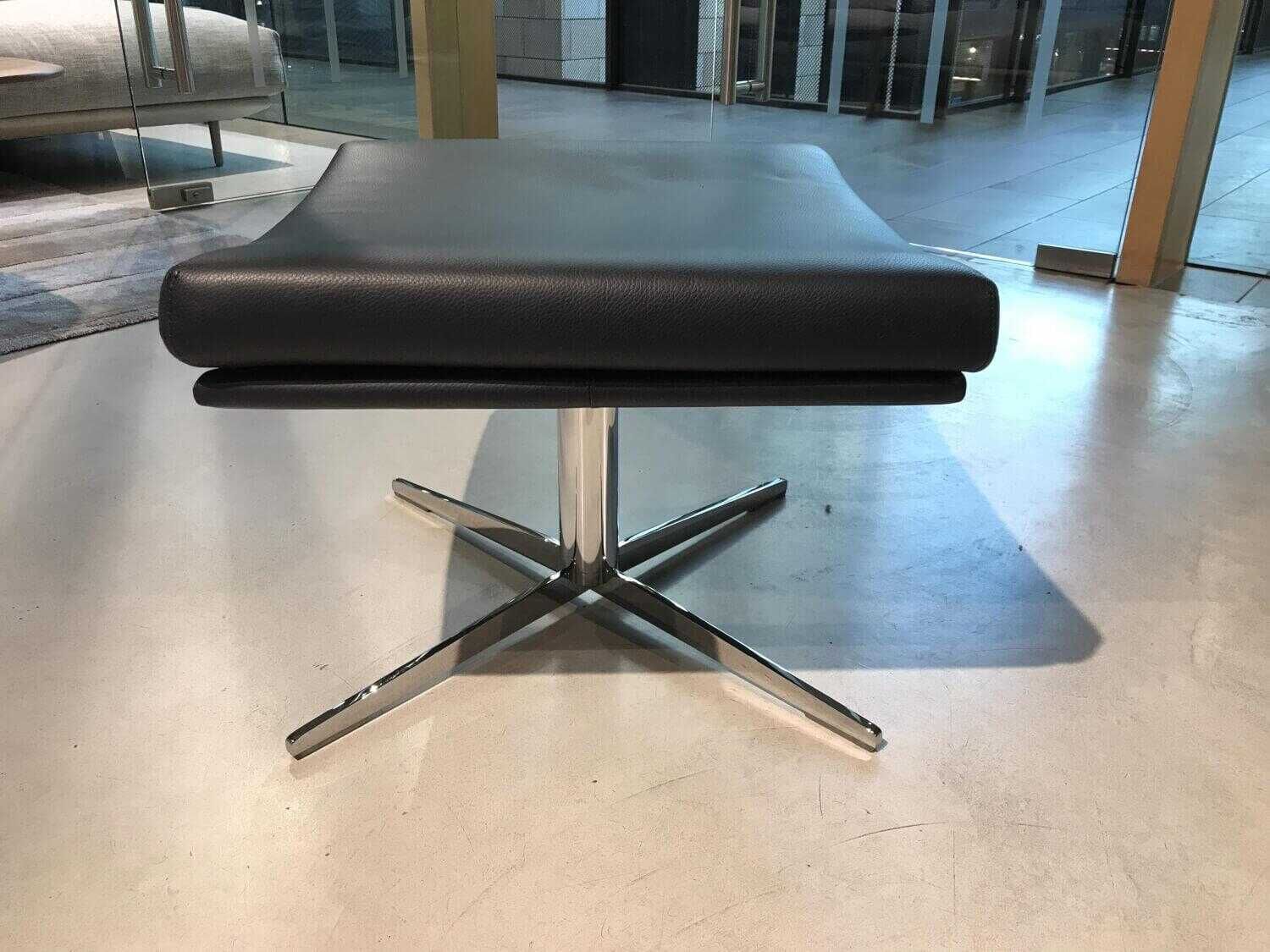 rolf-benz-mehr-modelle-sessel-566-leder-38-schwarzblau-sternfu-C3-9F-chrom-mit-hocker-e4fcf269827b Rolf Benz - Sessel 566 Leder 38 Schwarzblau Sternfuß Chrom mit Hocker - 4