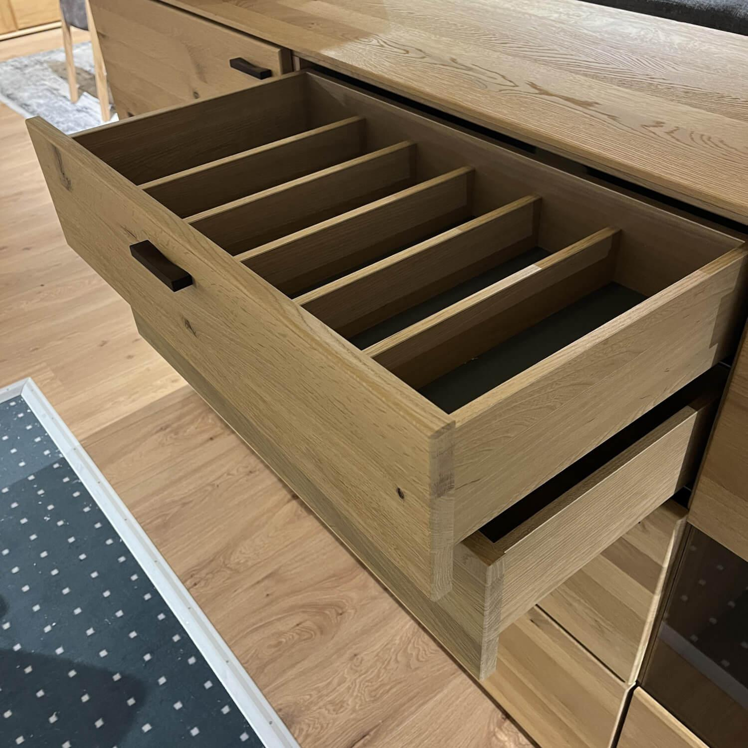 Wöstmann - Sideboard Valmondo Menora Plus Europäische Wildeiche Massiv Mit Beleuchtung - 2