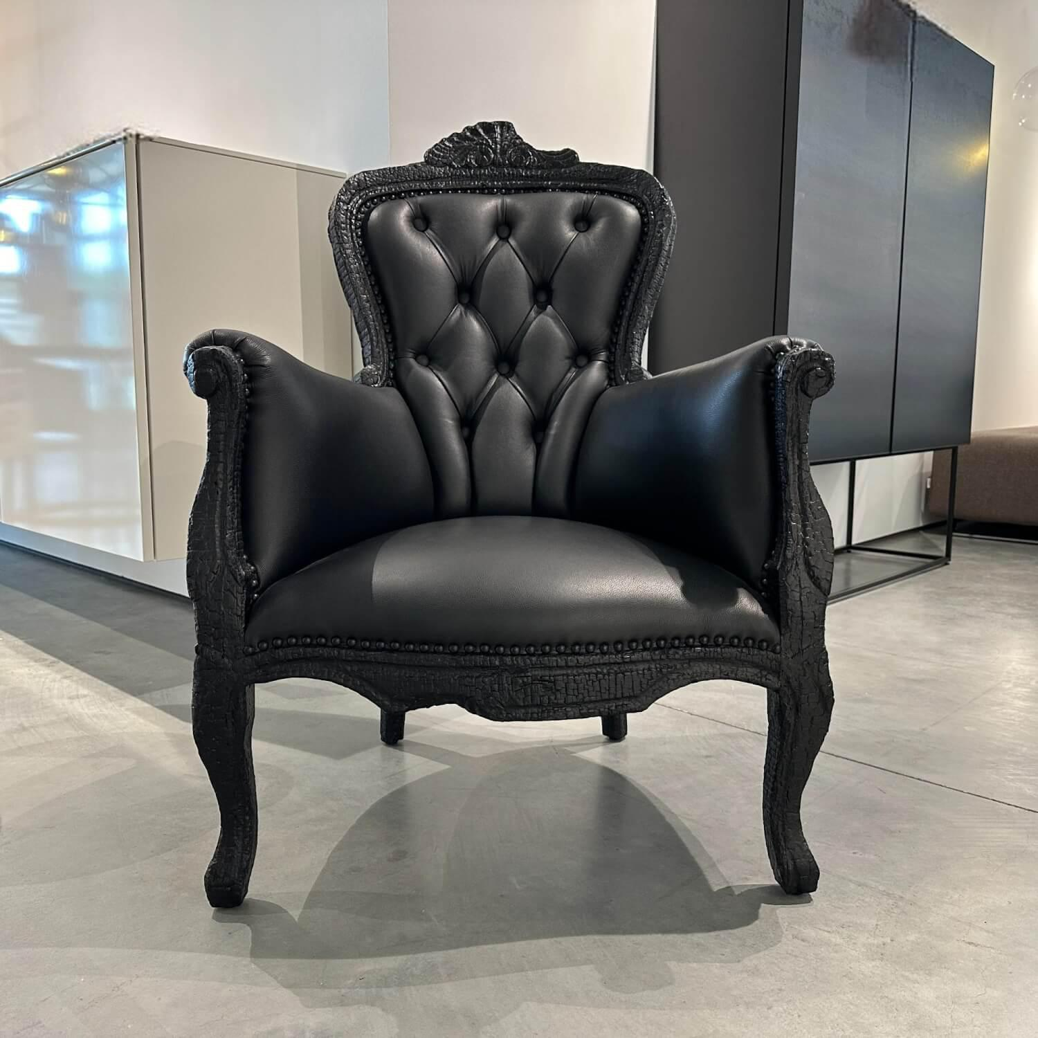 Moooi - Sessel Smoke Leder Schwarz Gestell Vollholz Geflammt - 3