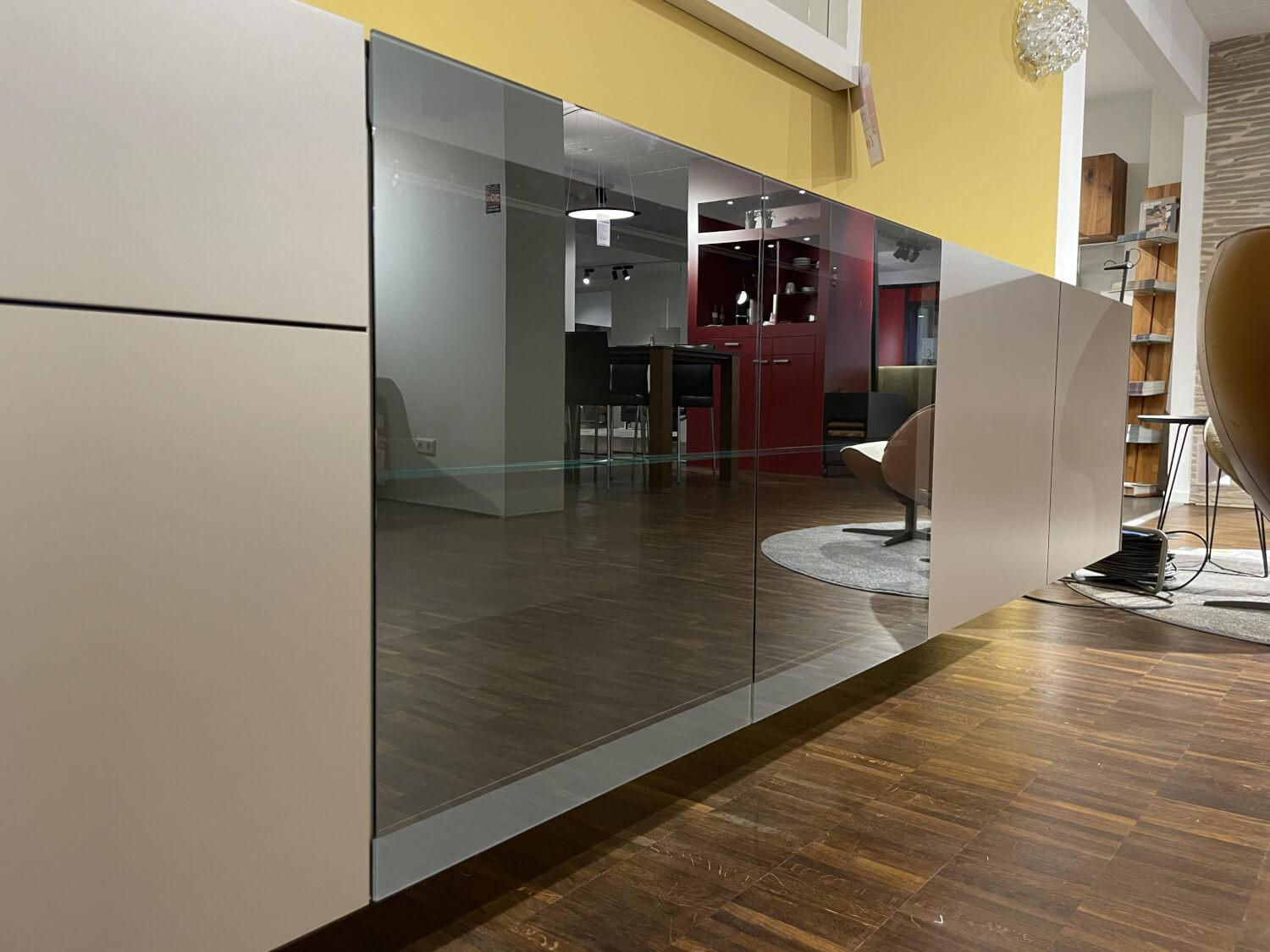 Interlübke - Hängesideboard Cubus Light Lack M10 Bronze Metallic Grau Inklusive Vitrinenbeleuchtung - 14