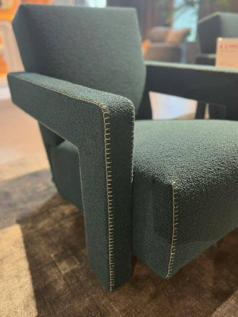 Cassina - Sessel Utrecht Stoff Petrol Mit Knopflochstich Gestell Stahl - 2