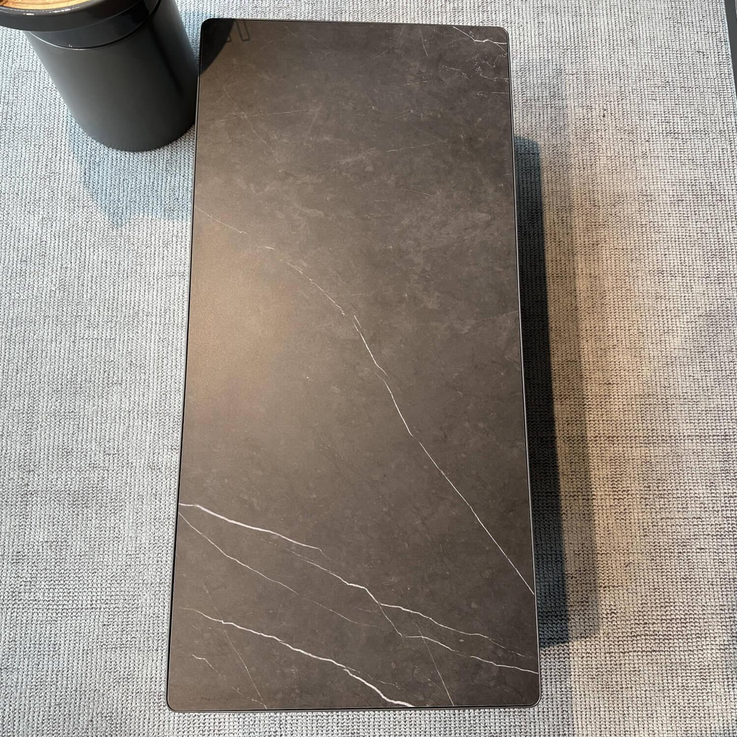 Gloster - Kaffeetisch Grid Platte Keramik Nero Schwarz Gestell Aluminium Meteor Schwarz Pulverbeschichtet - 7