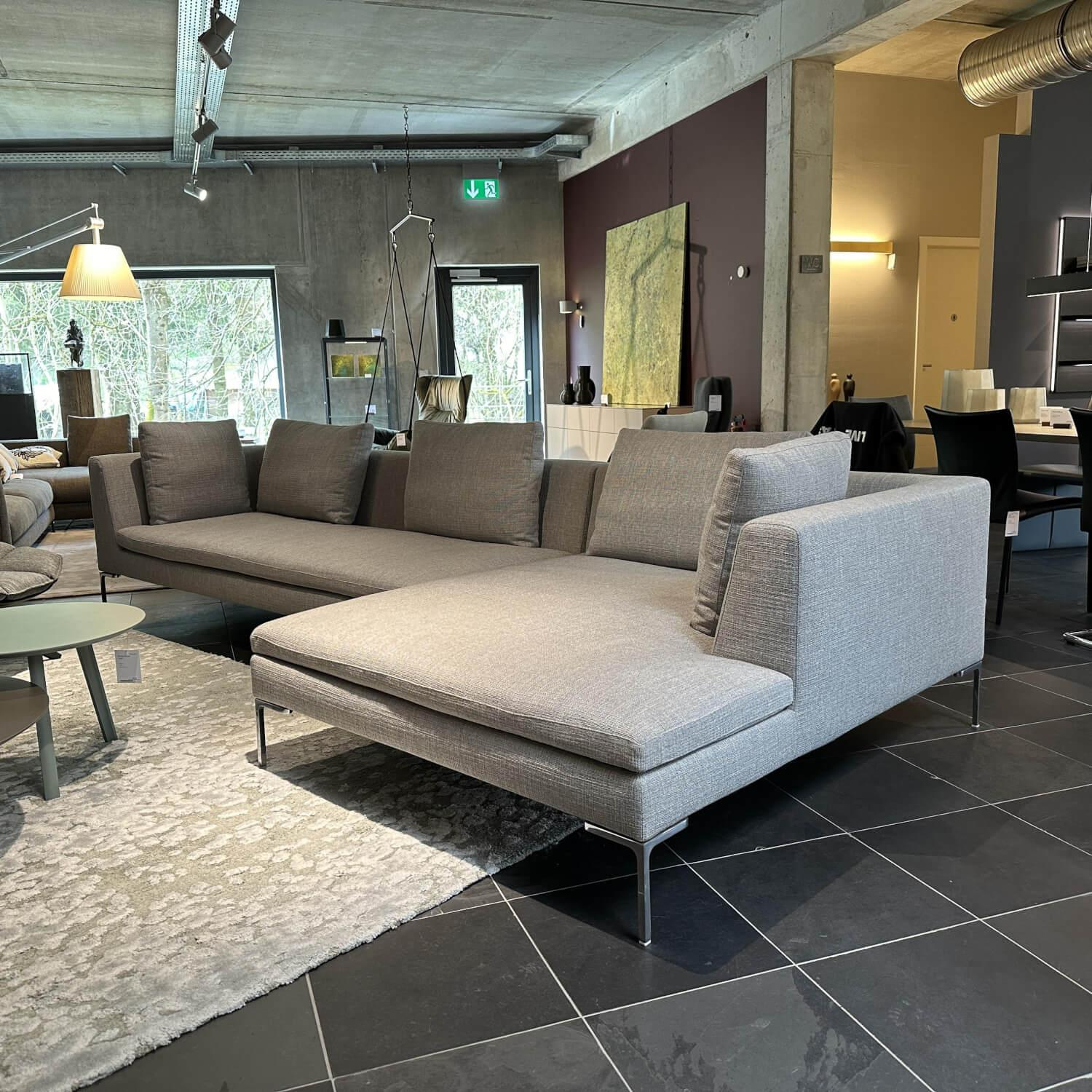 B&B Italia - Ecksofa Charles Stoff Esopo 2522151 Hellgrau Füße Aluminium Poliert mit Kissen - 2