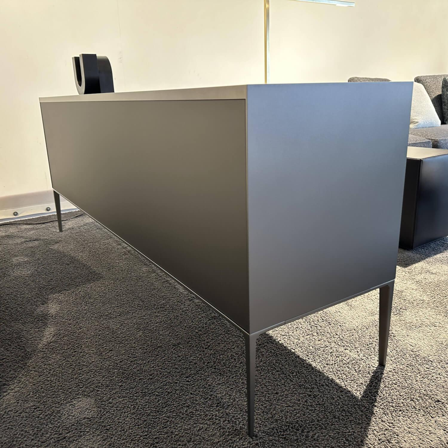 Rimadesio - Sideboard Self Bold Abdeckplatte Mamor Noir Saint Laurent - 2