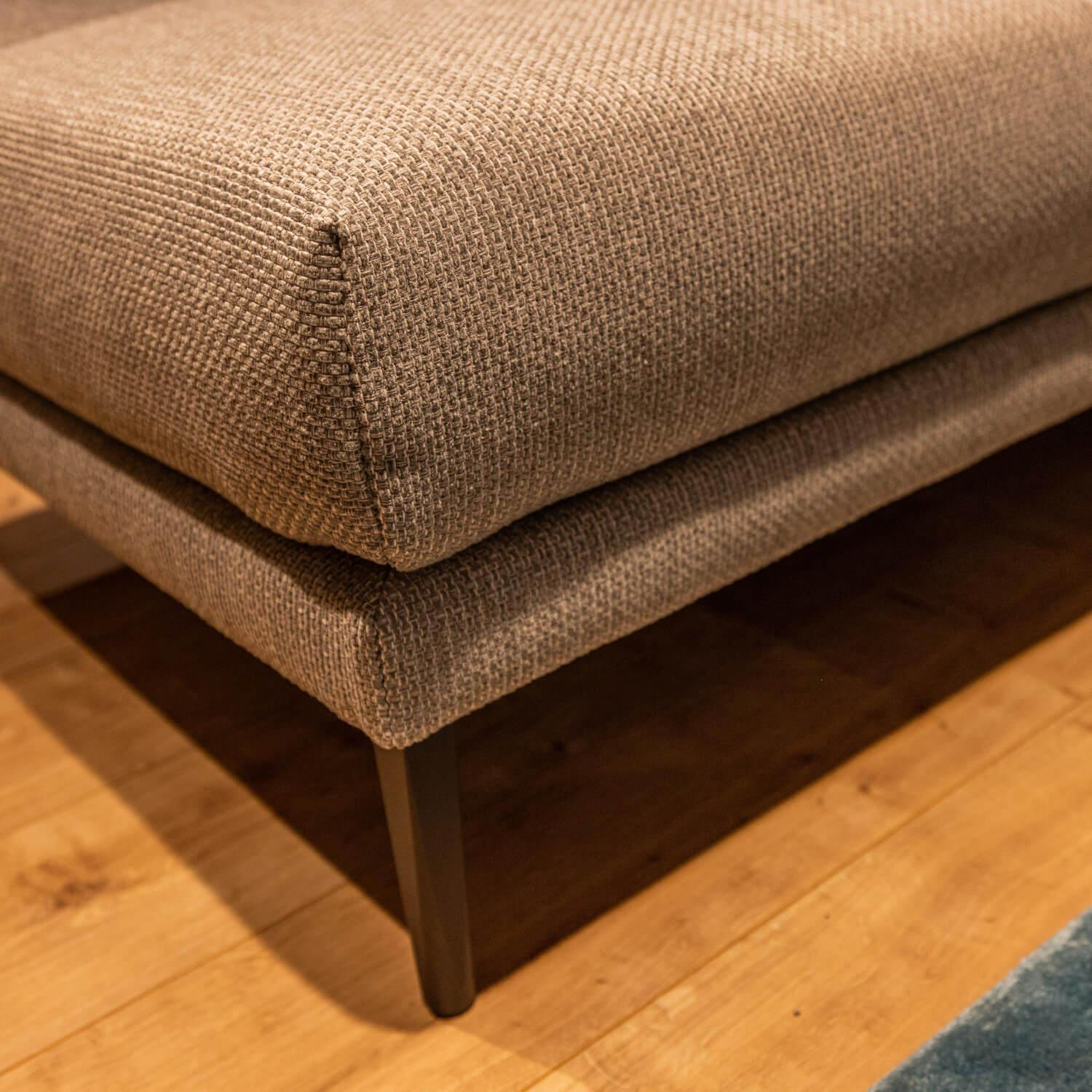 freistil Rolf Benz - Upholstered suite 170 Fabric 4020 Silver gray Steel base black Including 2 cushions - 3