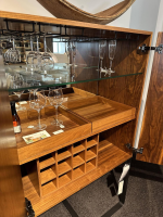 Lambert - Barschrank Cheers Amerikanischer Nussbaum Furniert - 3