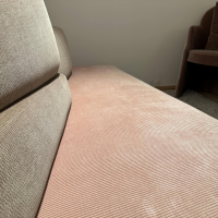 2-sitzer-sofas-bruehl-sofa-mosspink-bezug-cordstoff-rosa-und-veloursstoff-gemustert-grau-rose-fuesse-2