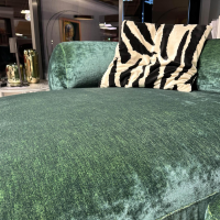 Bretz - Ecksofa Tharuun Stoff 67 7137 Velours Emerald Grün Füße Gleiter Schwarz Inklusive Kissen - 2