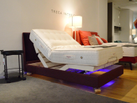 Treca Interiors - Bett Madeleine Trecaflex M5.2 Motorisch Verstellbar Stoff Rot mit Matratze - 12