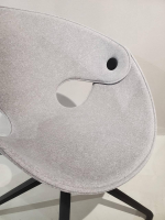 einzelstuehle-tonon-armchair-fl-t-stoff-x16-mud-grau-gestell-schwarz-lackiert-413-03-91438