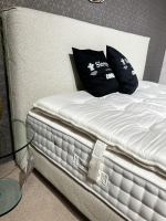 Contur - Boxspringbett 4600 Stoff Copenhagen 901 Beige Füße Metall Silber Inklusive 2 Matratzen Und Topper - 6